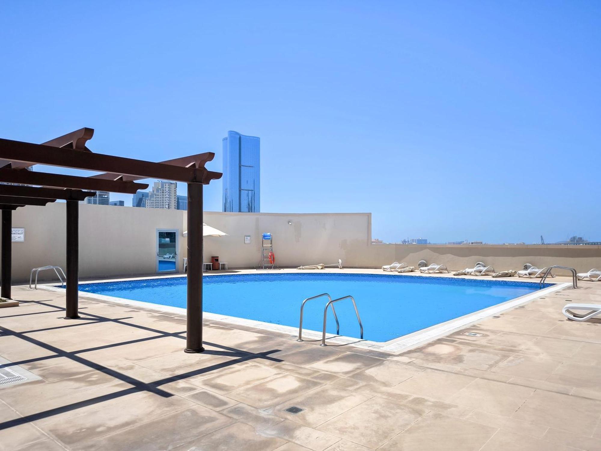Silkhaus Modern 2 Bdr Near Reem Mall *
